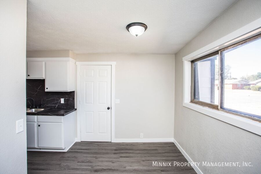 Building Photo - 2725 63rd St