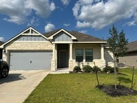 Building Photo - JULY MOVE IN!  Spacious 3 bedroom 2 bathroom Home