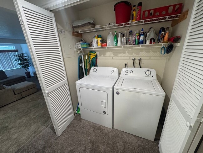 Building Photo - Beautiful Furnished 2 Bedroom Home on Golf Course!!