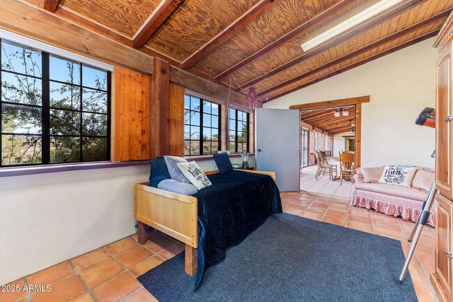 Building Photo - 1 Pinto Trail