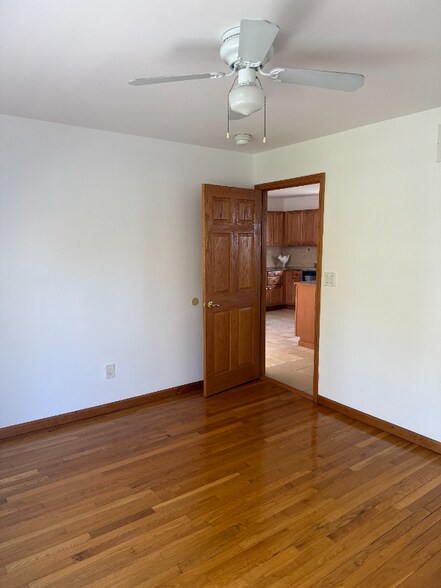 Building Photo - 147 Liberty Ave