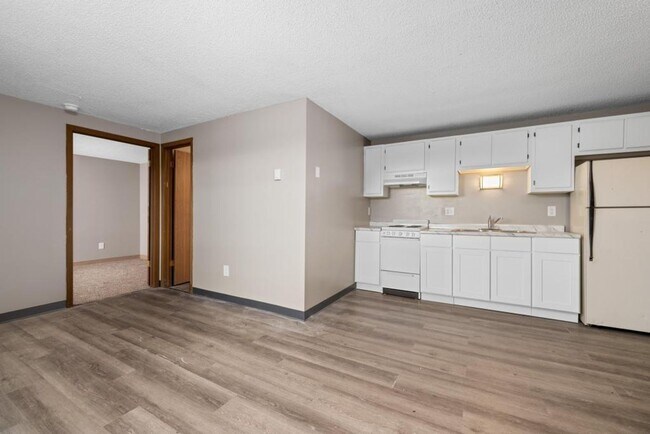 Interior Photo - Maplewood East