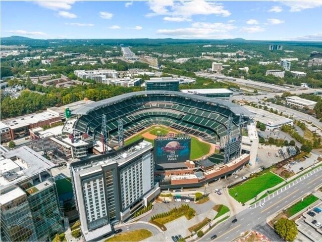 Building Photo - 2105 Cumberland Ct SE