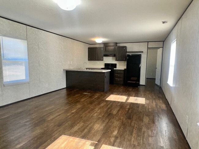 Building Photo - 508 Blakley Dr