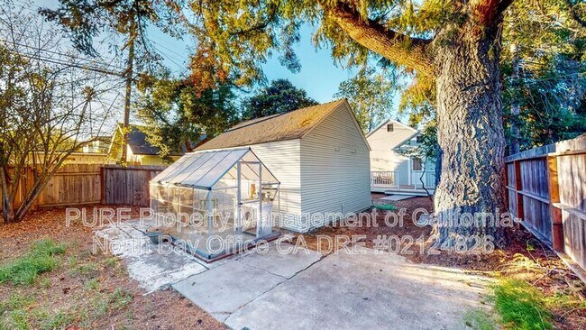 Building Photo - 1520 14th St