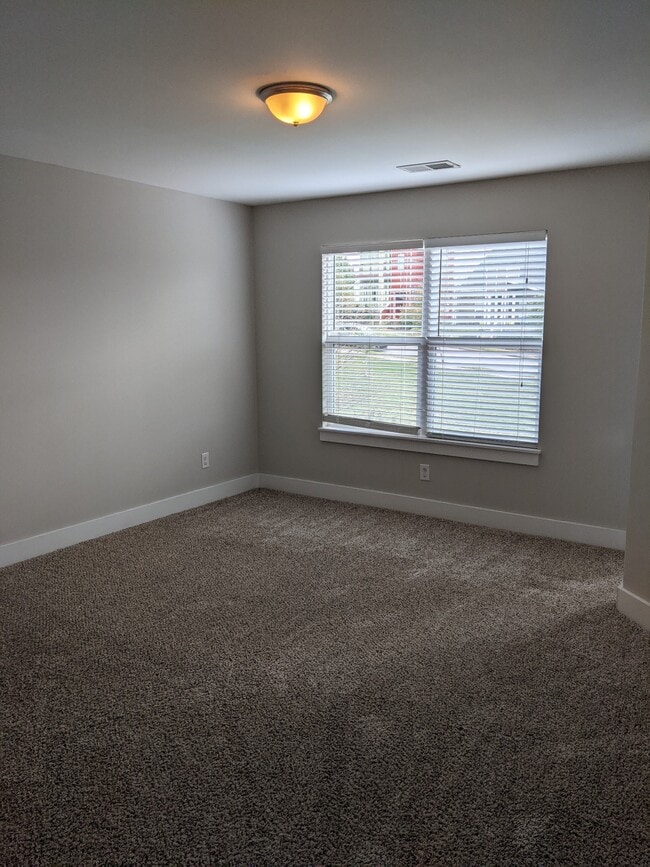 Building Photo - 3538 Steffisburg Dr