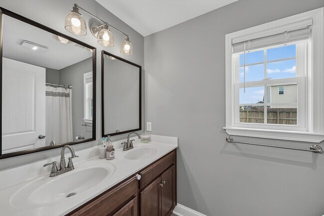Building Photo - Relax and Unwind in This Sterling Farms Gem