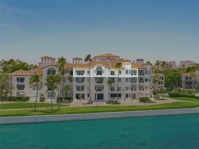 Building Photo - 2244 Fisher Island Dr