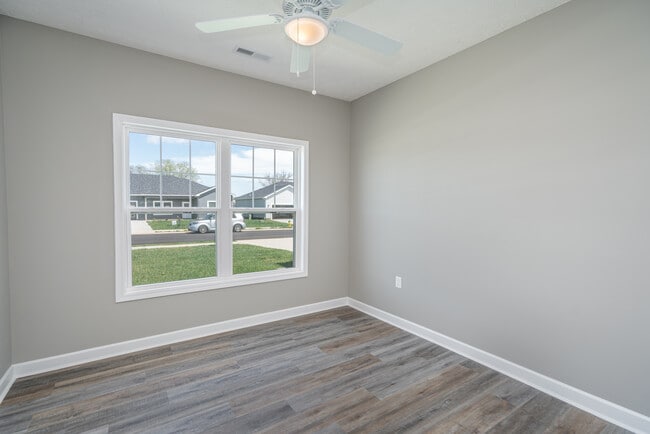 Building Photo - 2679 Cedrus Ave