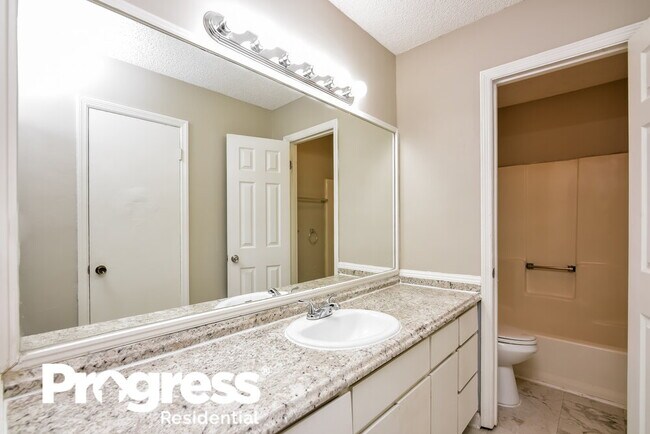 Building Photo - 507 Allana Ct