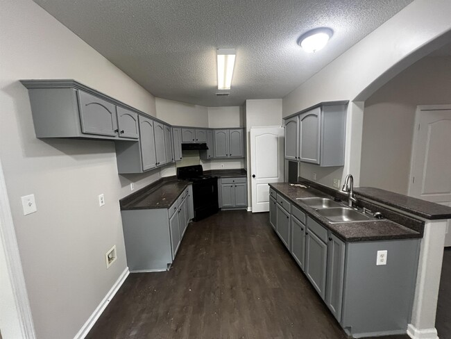 Building Photo - 1017 Cordova Ridge Pl