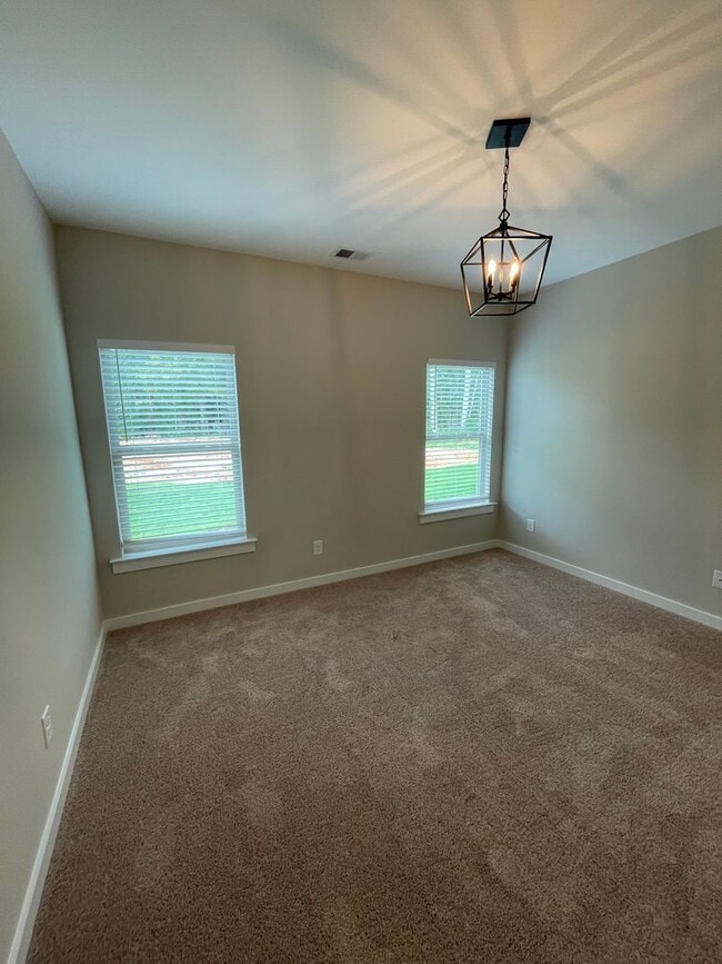 Building Photo - New Construction Home for Rent in Weaver, ...