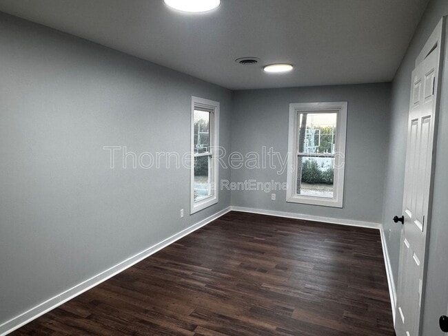 Building Photo - 813 Greyson Rd