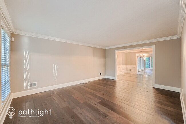 Building Photo - 1095 Willow Bend, Roswell, GA, 30075