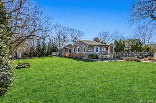 Building Photo - 60 Lilac Rd