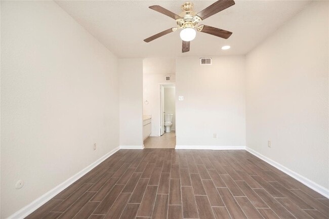 Building Photo - 12251 Copper Tree Pvt Ln