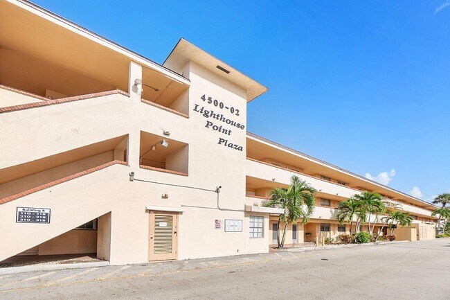 Building Photo - 4500 N Federal Hwy