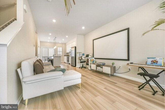 Building Photo - 51 Short Br Dr