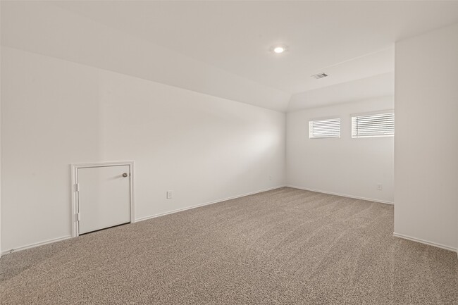 Building Photo - 6107 Ginevra Summers Dr