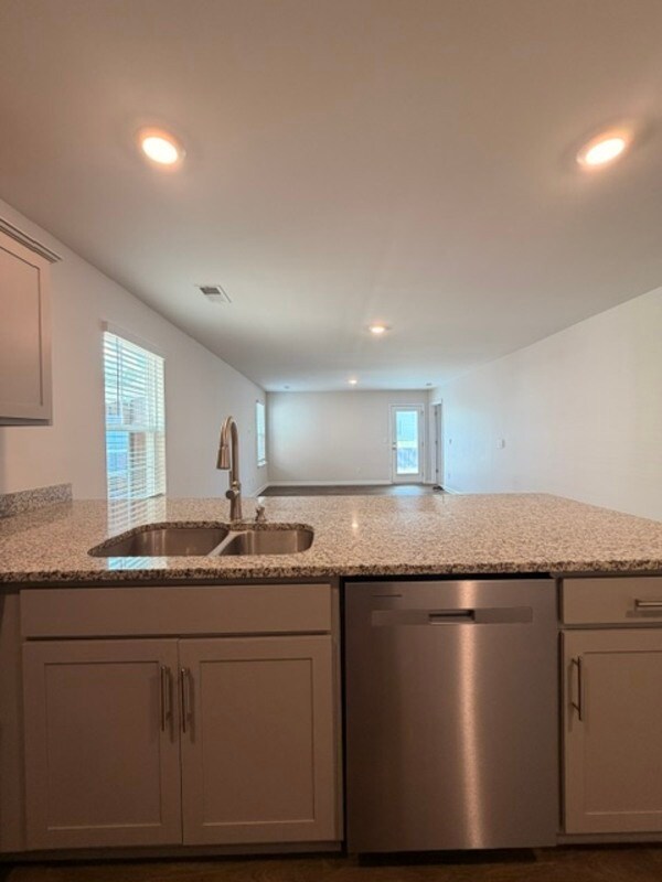 Building Photo - 1098 Belmont Grn Rd