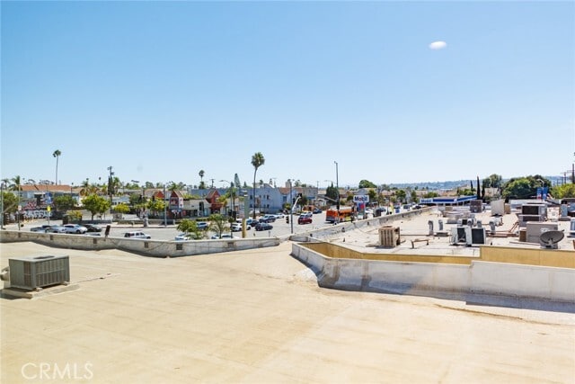 Building Photo - 1857 Crenshaw Blvd