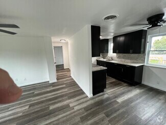 Building Photo - 18 Waltess Rd