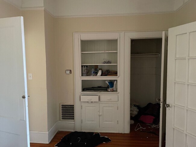 Building Photo - 1313 S Perry St