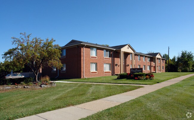Building Photo - Mayflower Manor