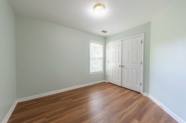 Building Photo - Beautiful 4-Bedroom Home in Desirable East Cobb – Prime Marietta Location!