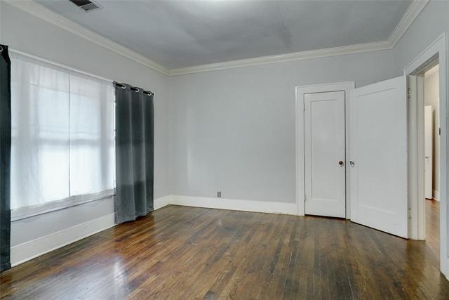 Building Photo - 916 W Hickory St