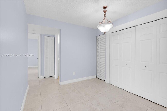 Building Photo - 8303 SW 142nd Ave