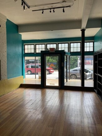 Building Photo - 2839 Cherokee St