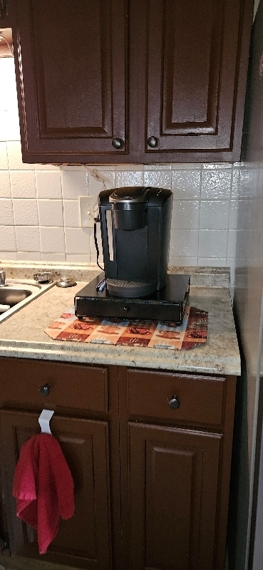 Building Photo - 1645 Tanglewood Dr