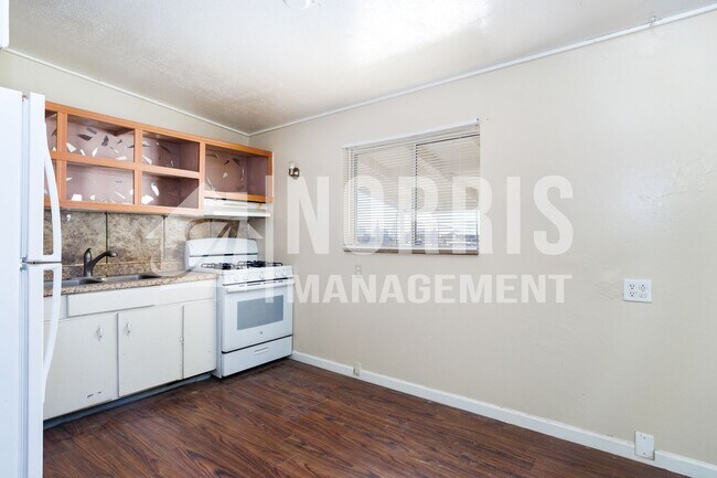 Building Photo - Two Bedroom Home in Casa Grande