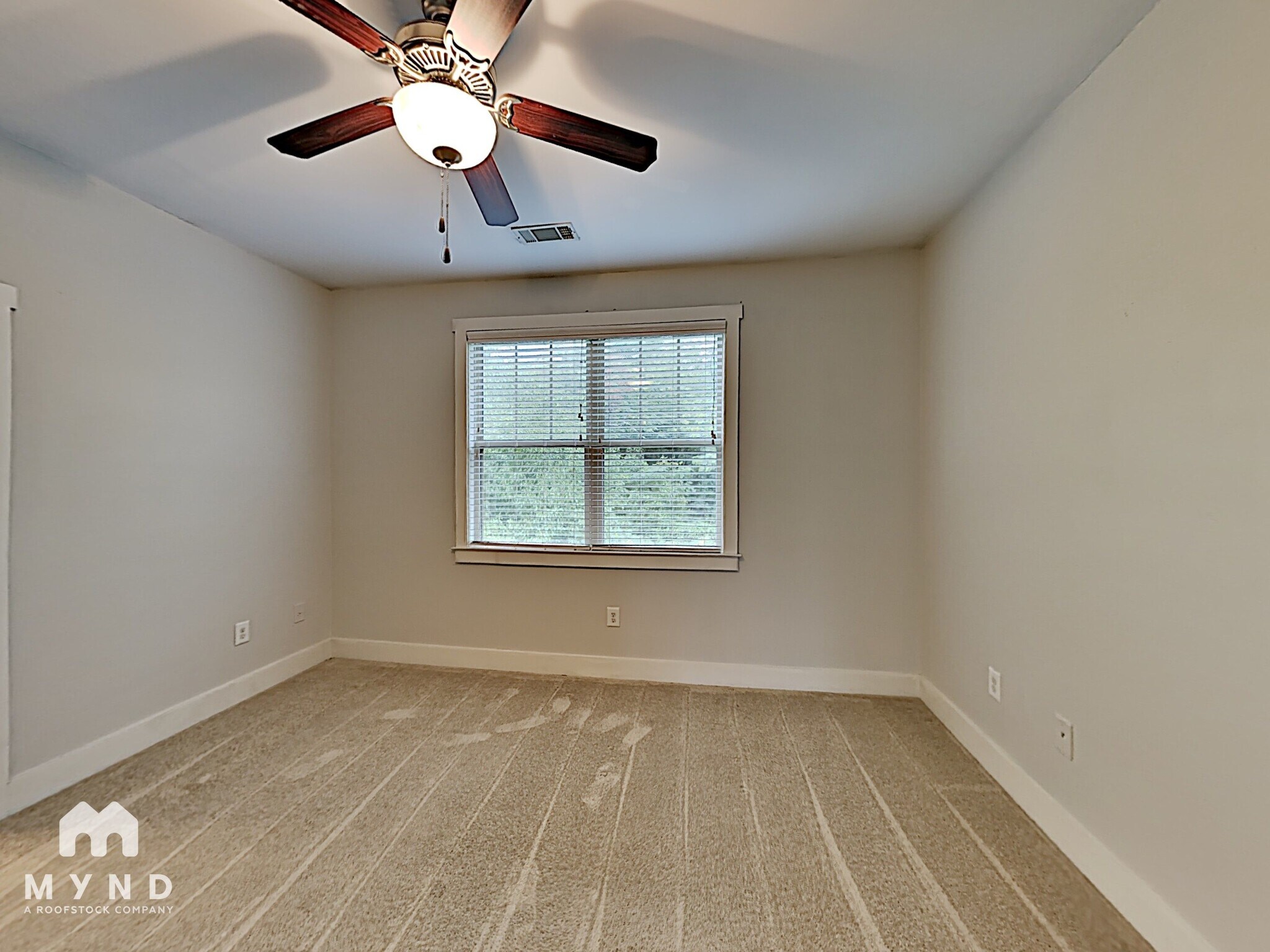 Building Photo - 171 Herring St