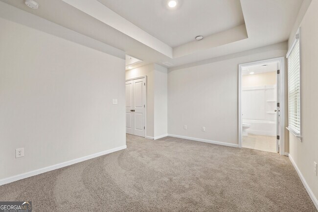 Building Photo - 135 Matson Run SW