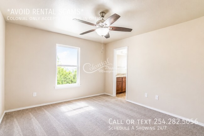 Building Photo - 809 Carla Kay Dr