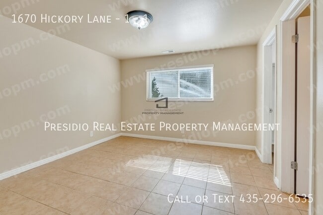 Building Photo - 1670 Hickory Ln
