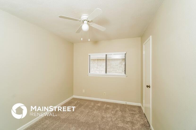 Building Photo - 8119 Grimchester