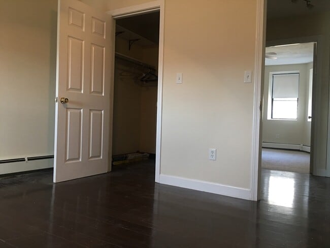 Building Photo - 96 Marcella St