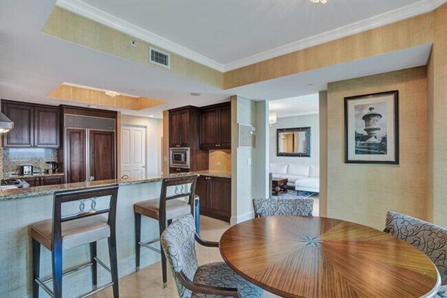 Building Photo - 17875 Collins Ave