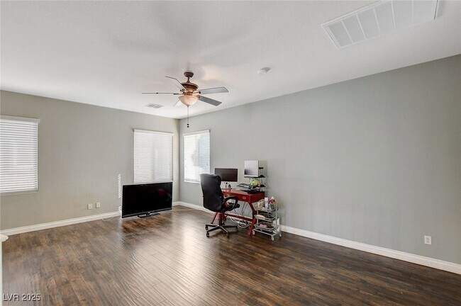 Building Photo - 44 Delighted Ave