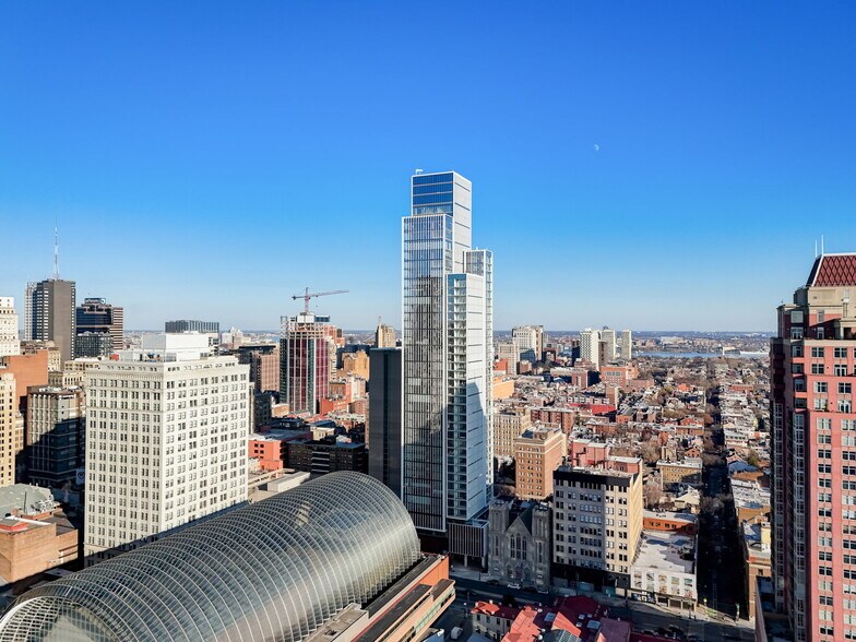 Building Photo - 301 S Broad St