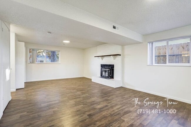 Building Photo - 7240 Sullivan Cir