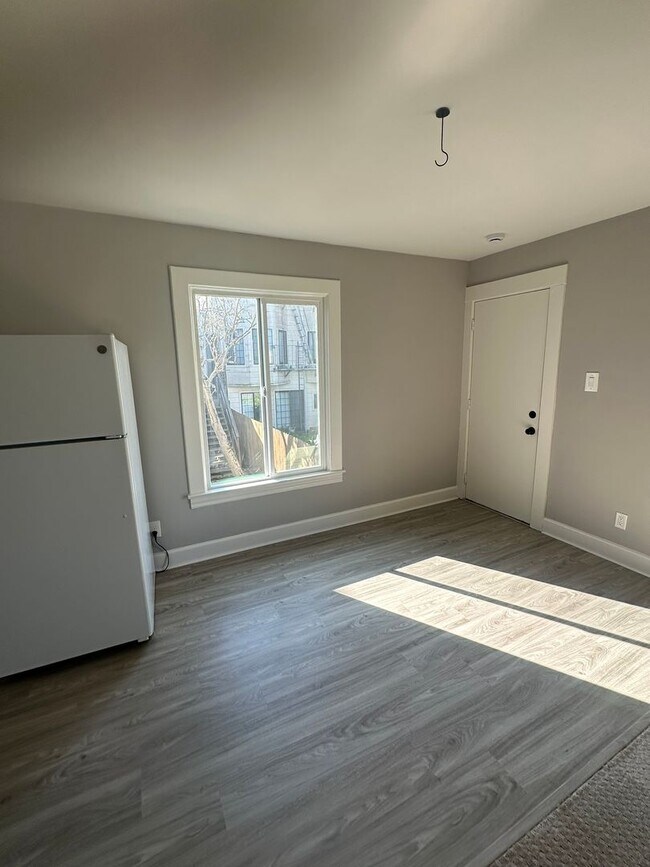 Building Photo - 1379-1383 24th Avenue