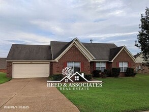 Building Photo - Southeast Memphis Home Located in Quiet Neighborhood!