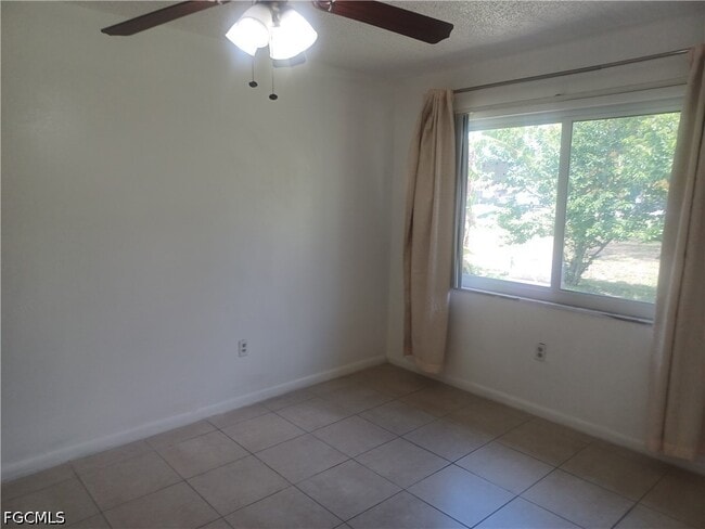Building Photo - 4808 Lucaya Dr