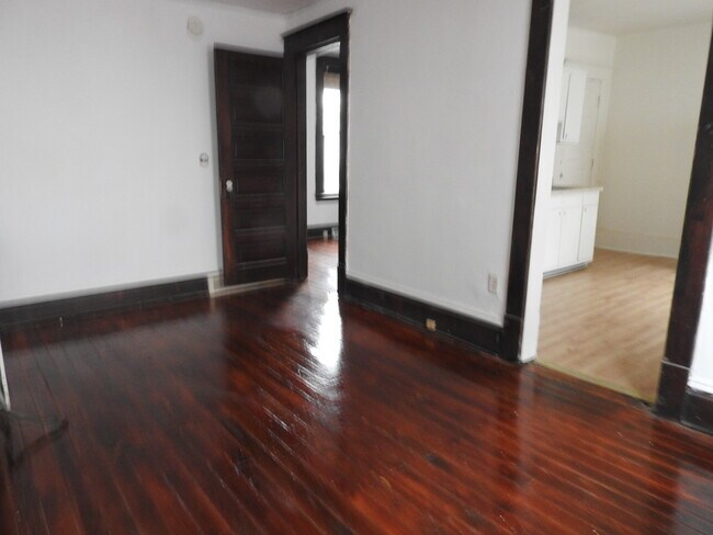 Building Photo - 310 Gold Ave NW