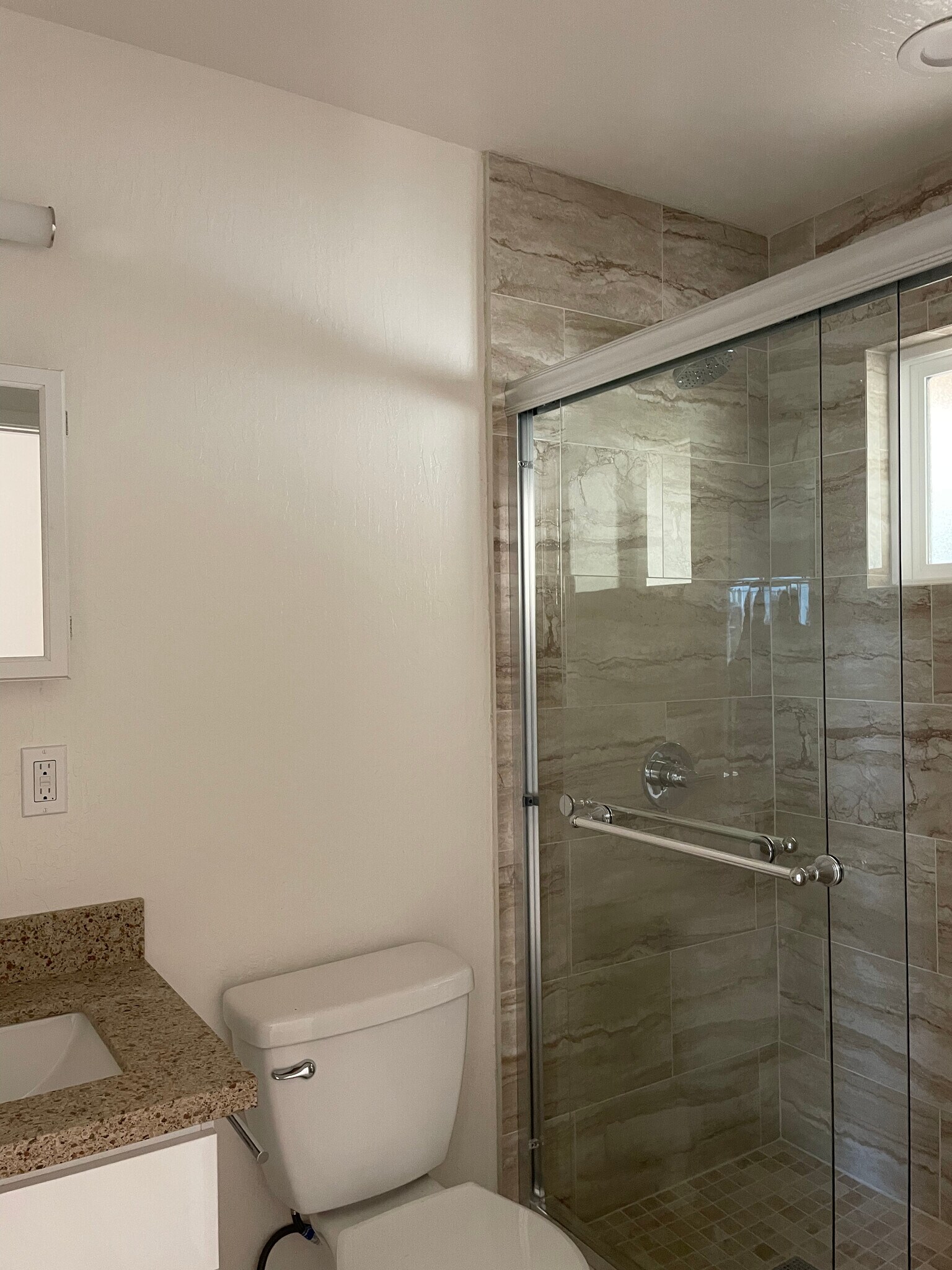 Building Photo - 135 Camino del Sol