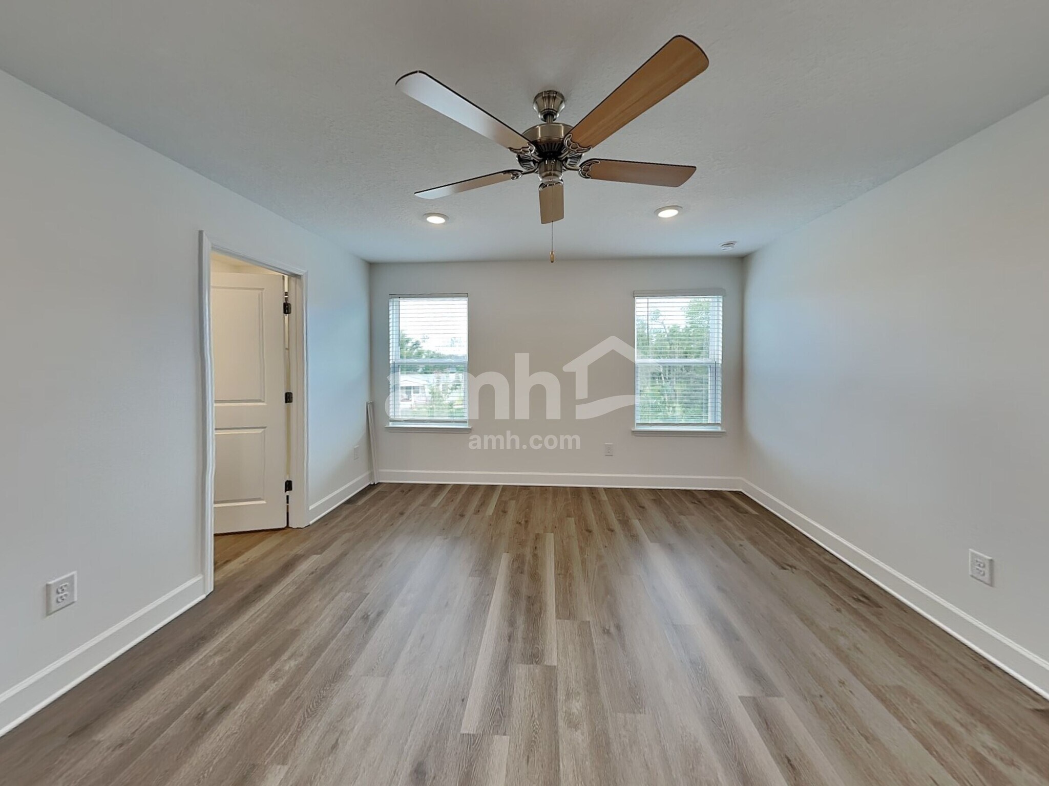 Building Photo - 16644 Cheyanne Ct